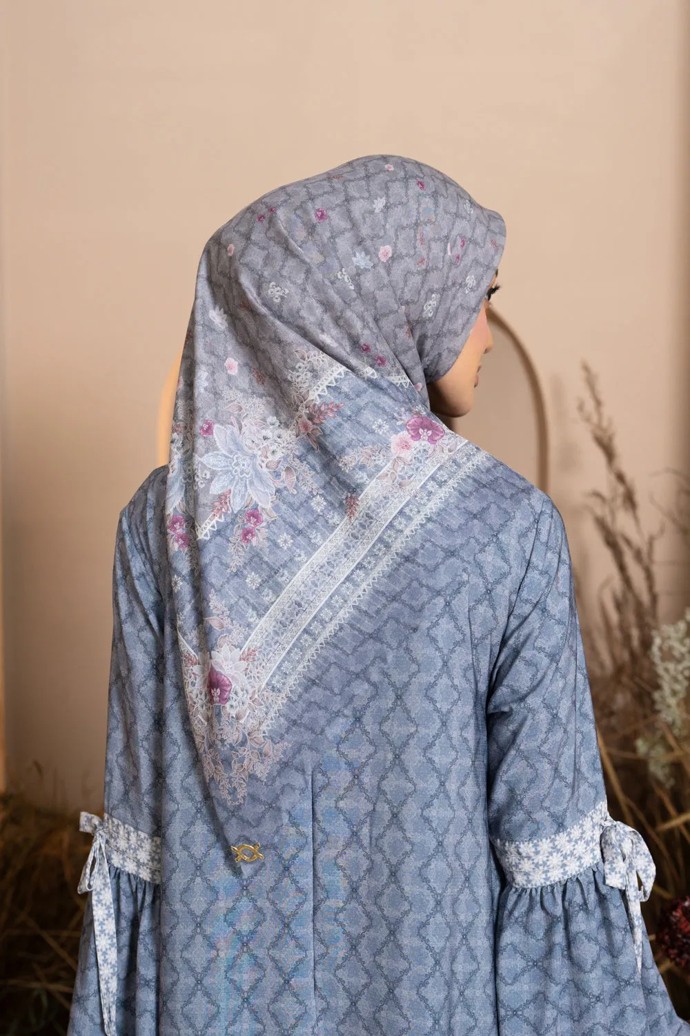 Pre Order - Mariri Scarf Indigo Charcoal