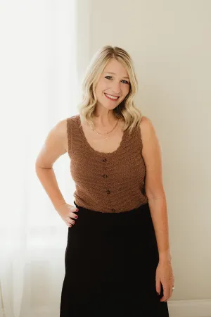 Scallop Sleeveless Knit Top
