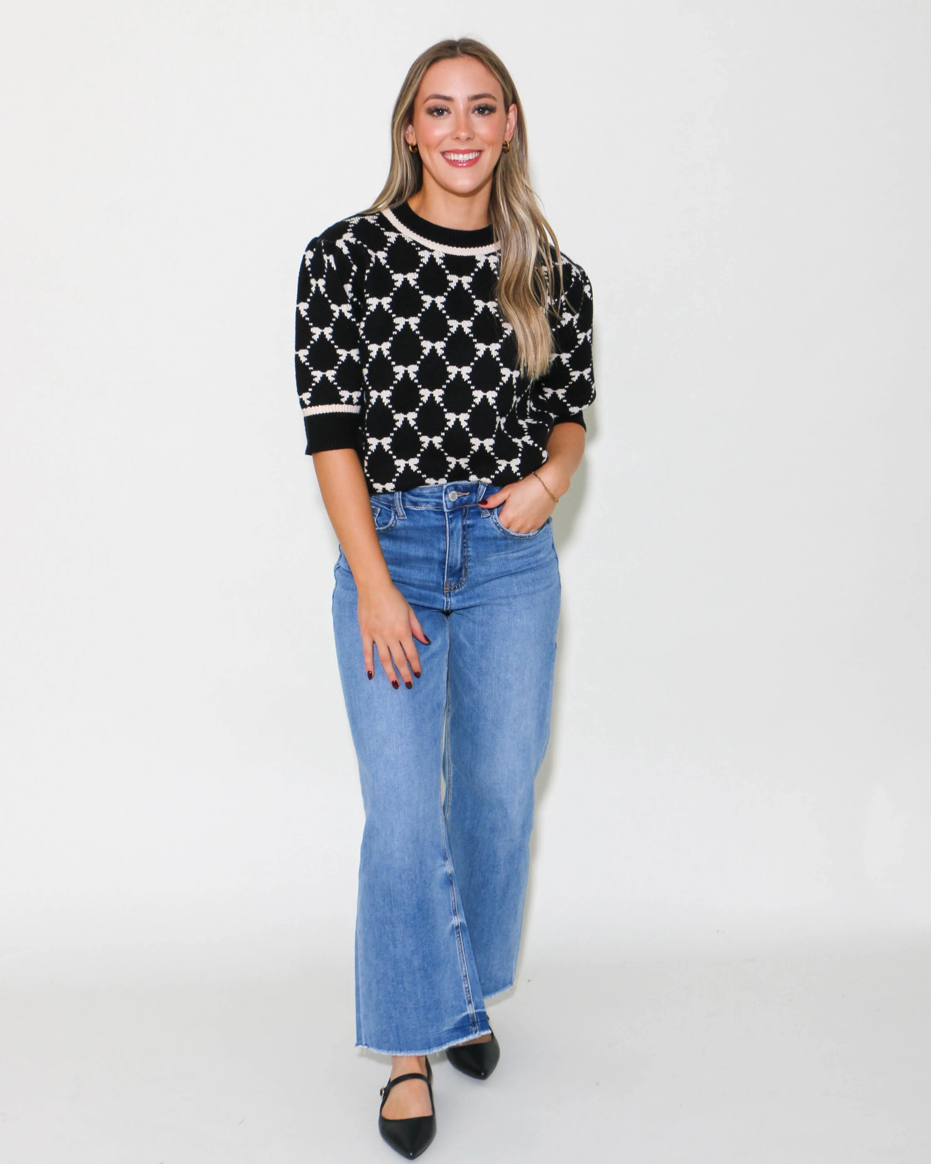 Short Sleeve Knit Top in Black