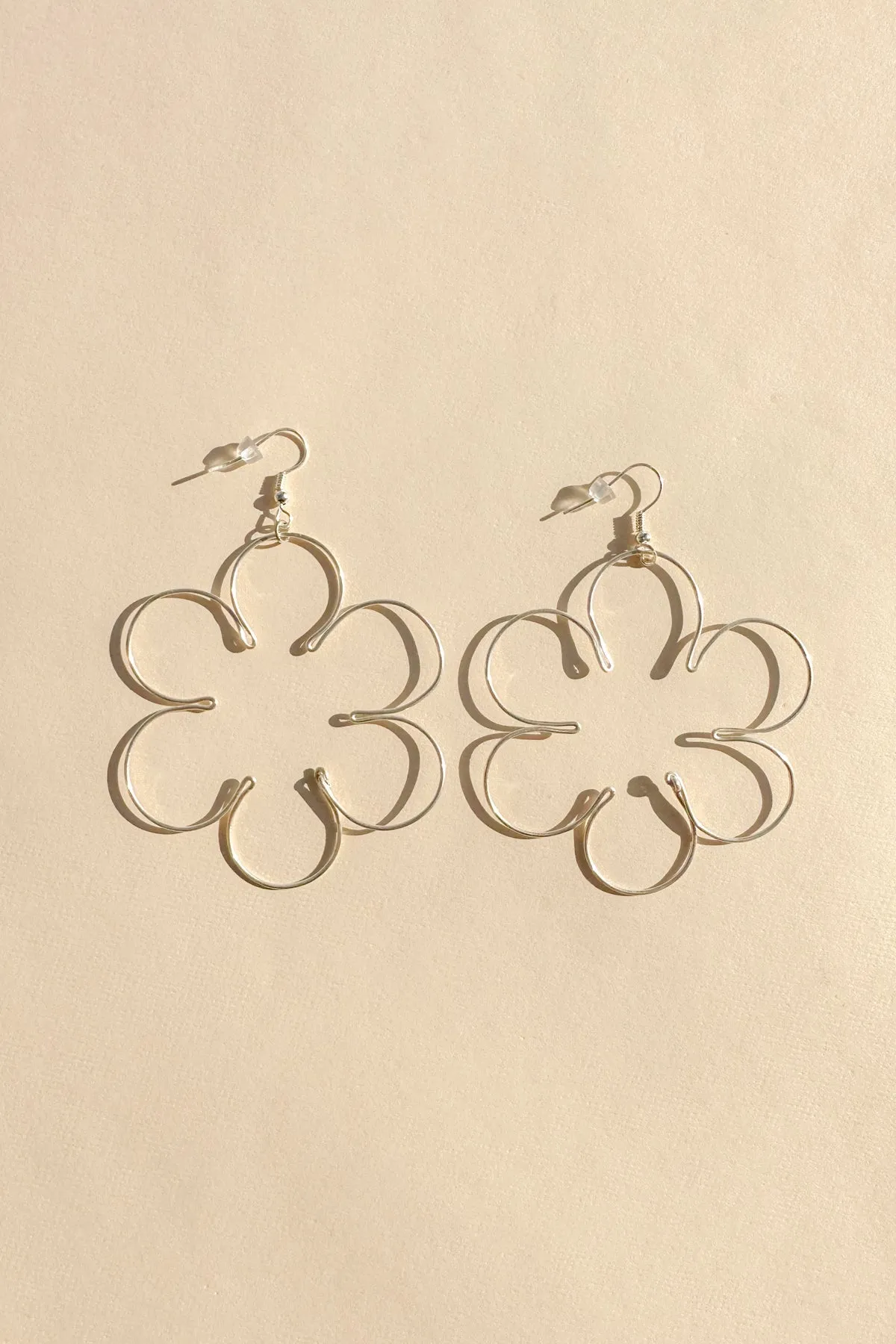 Silver Daisy Earrings