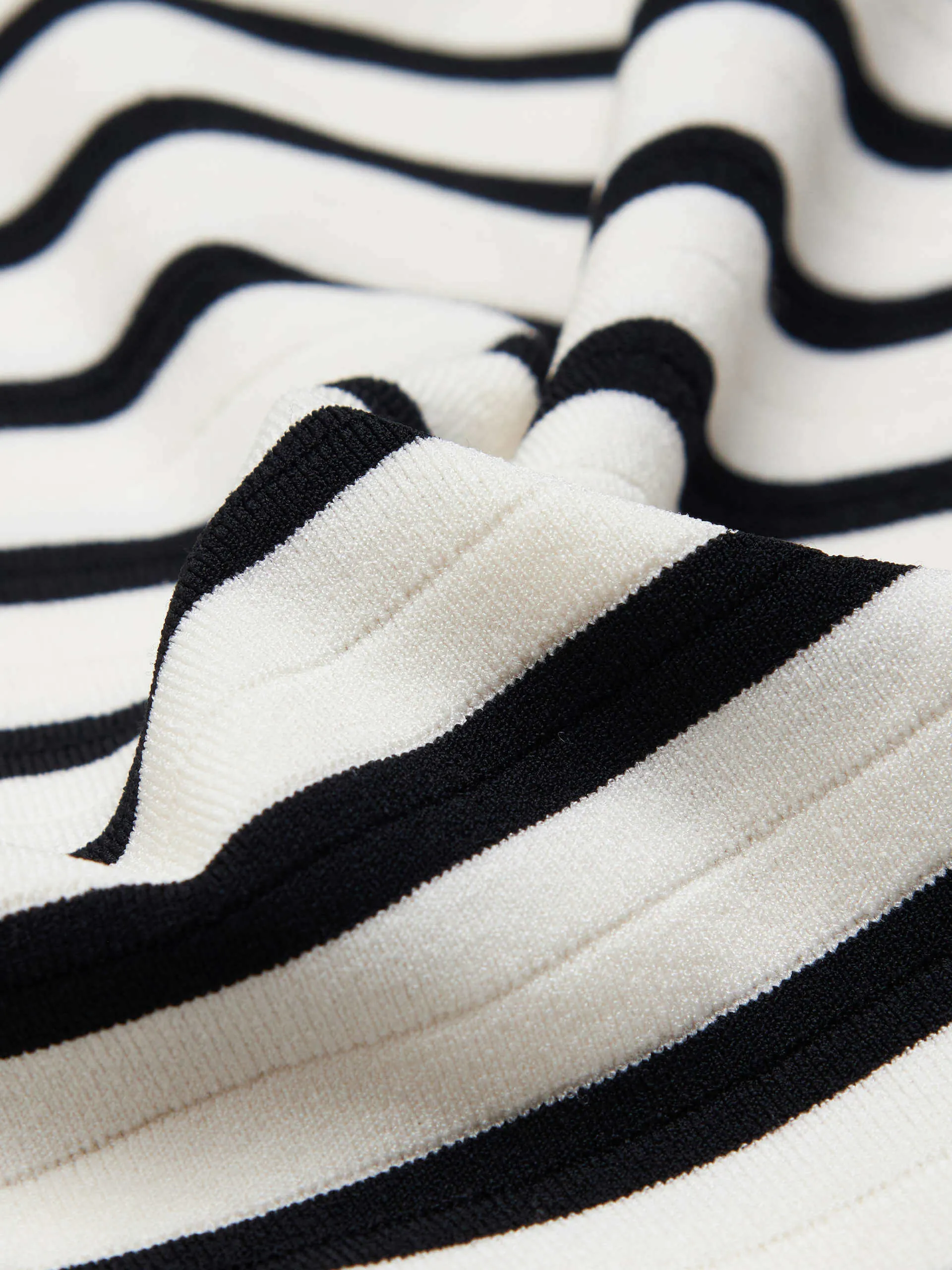 Striped Pattern Knit Top