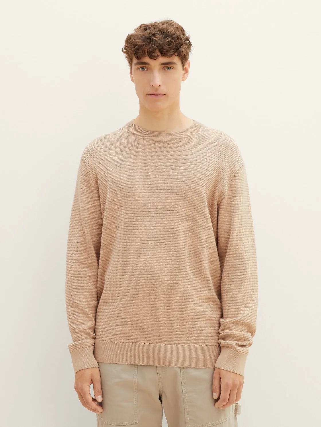 STRUCTURED BASIC KNIT