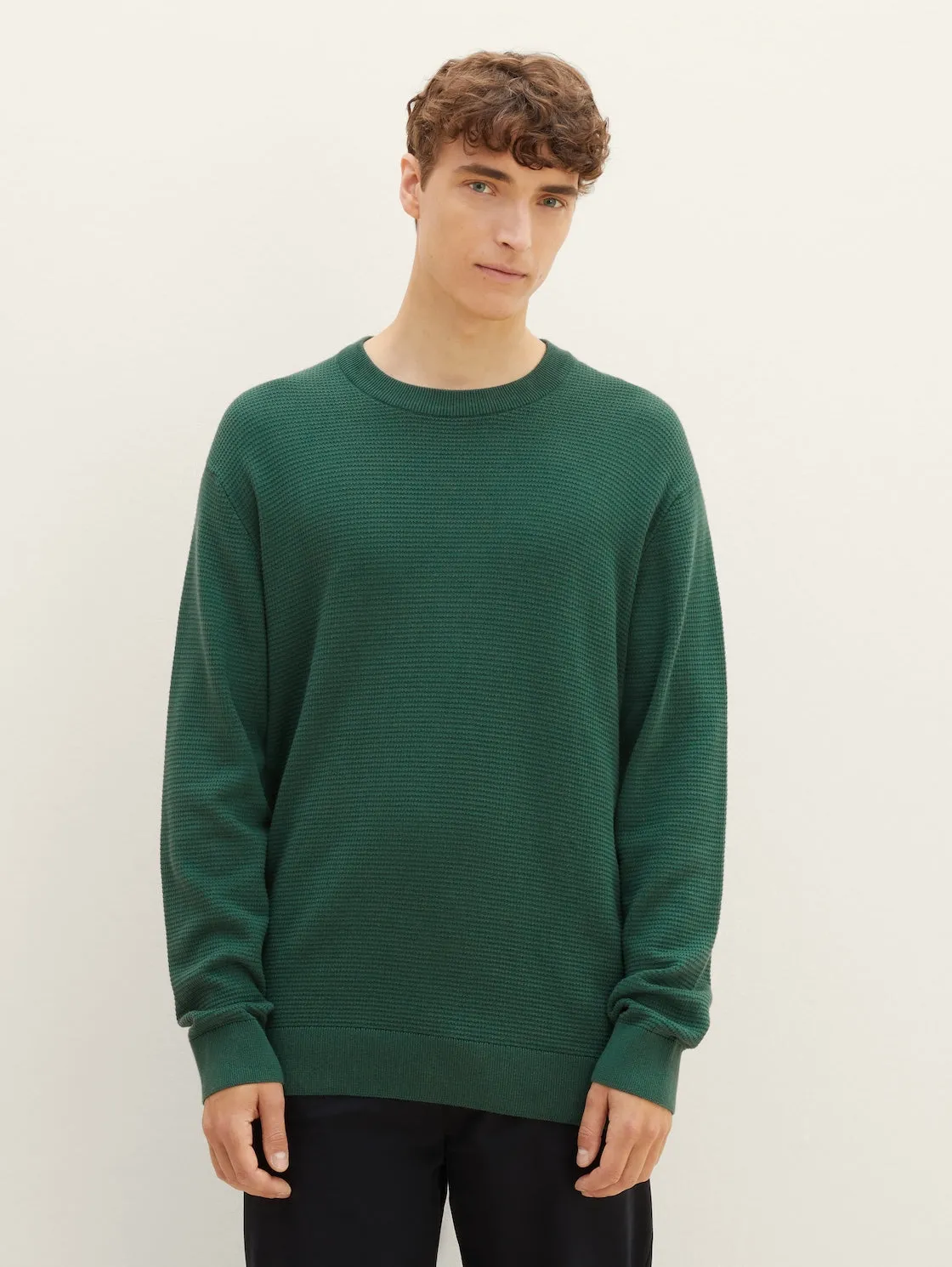 STRUCTURED BASIC KNIT