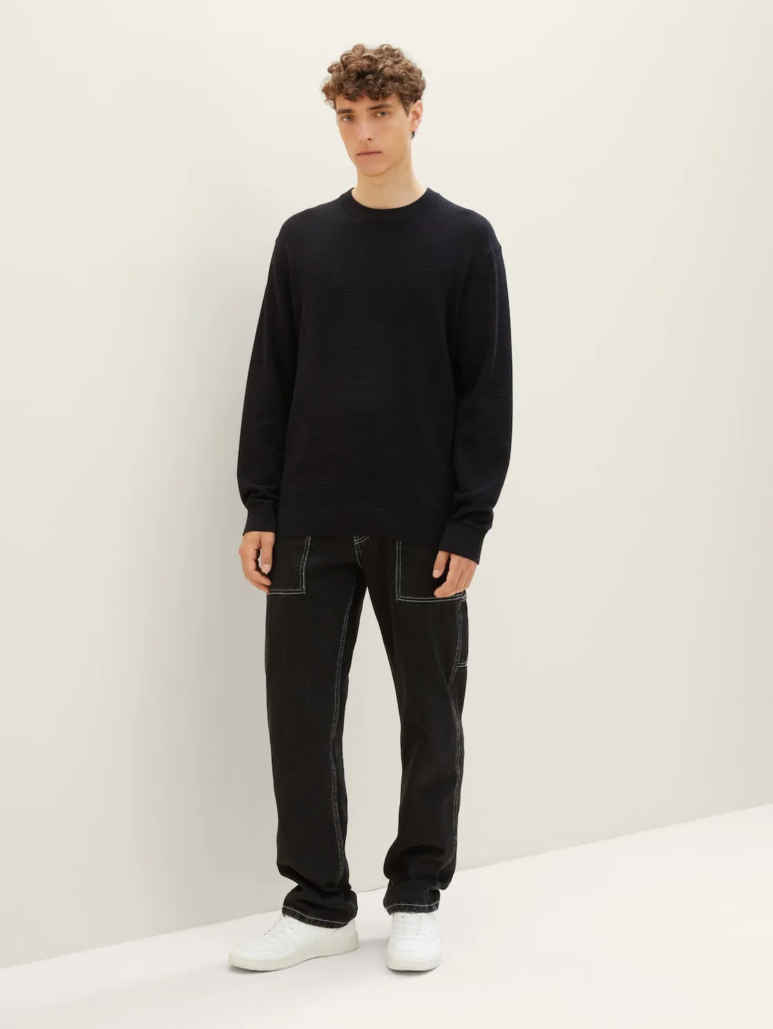 STRUCTURED BASIC KNIT