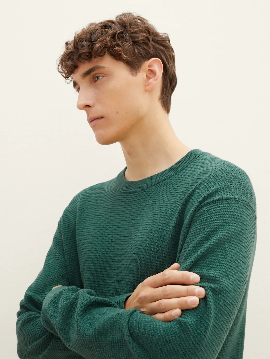 STRUCTURED BASIC KNIT