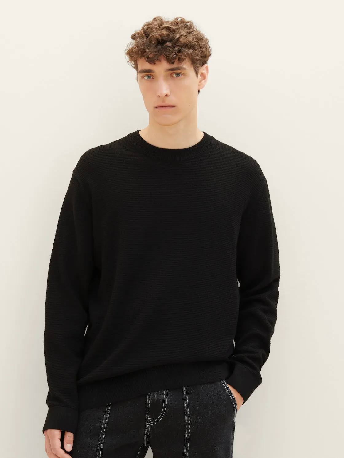 STRUCTURED BASIC KNIT