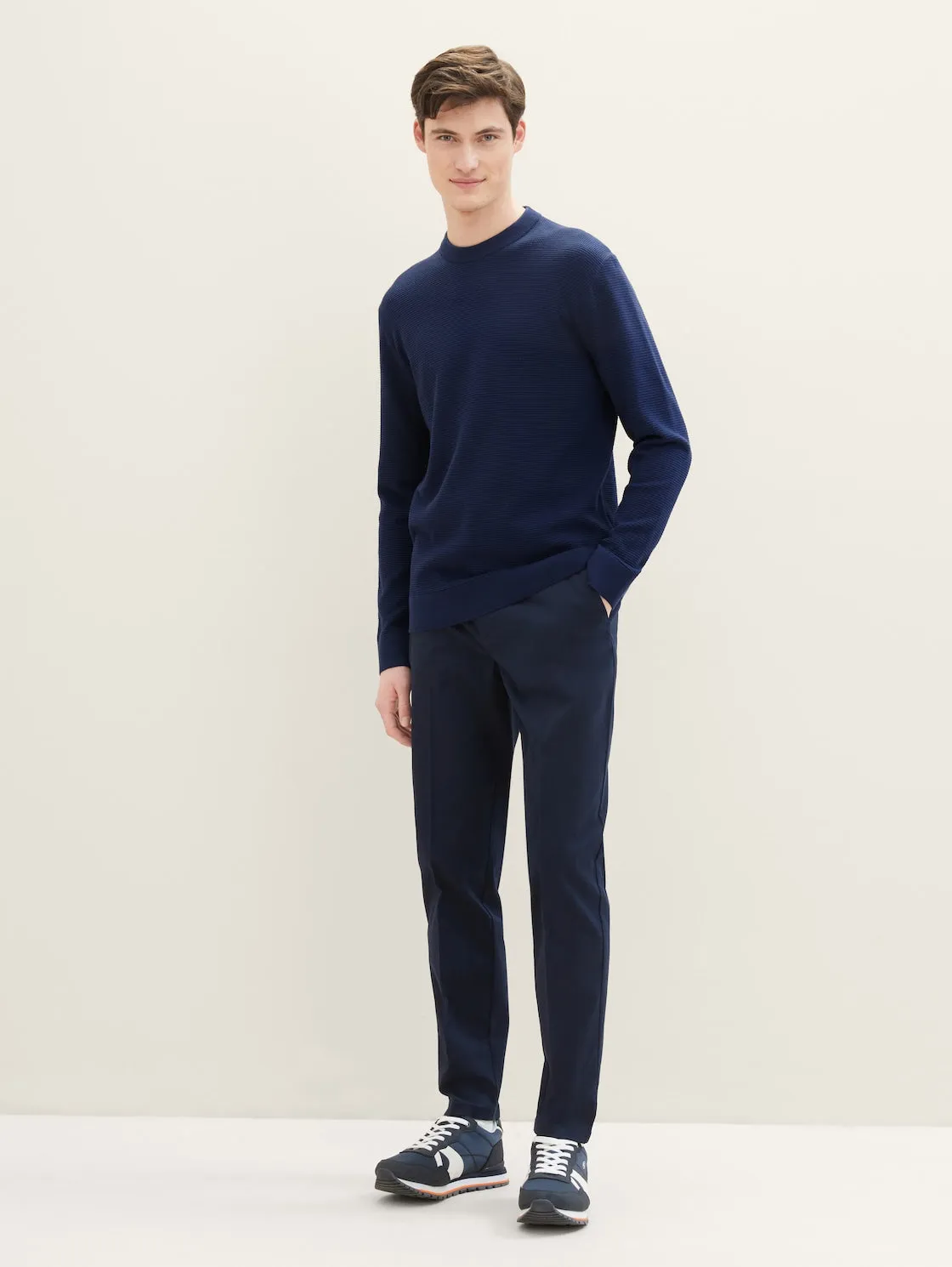 STRUCTURED BASIC KNIT