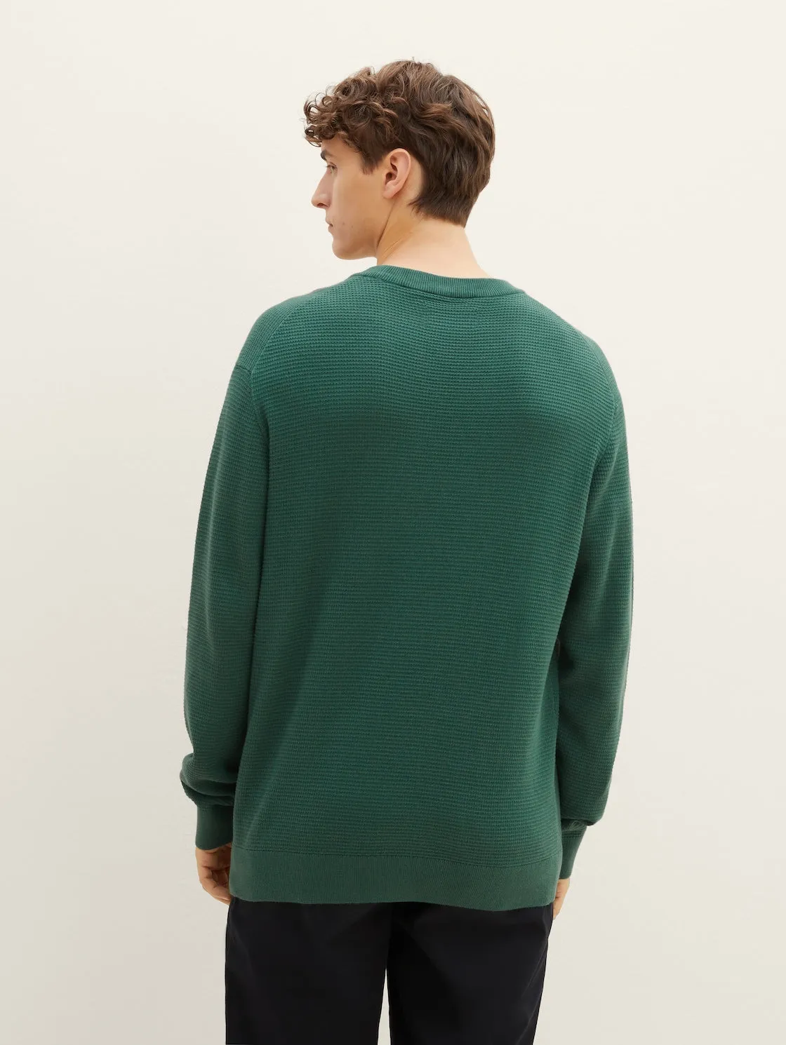 STRUCTURED BASIC KNIT