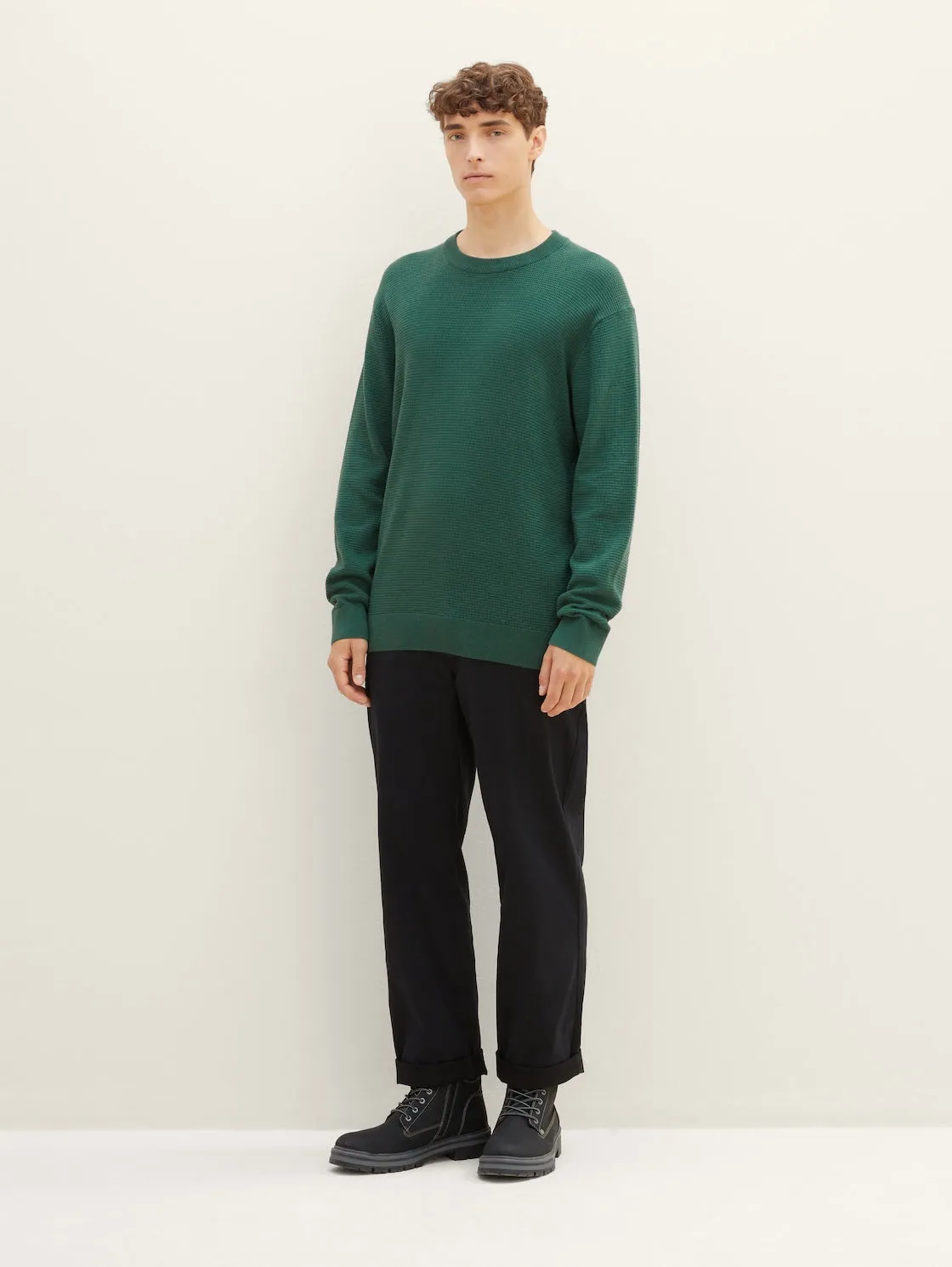 STRUCTURED BASIC KNIT