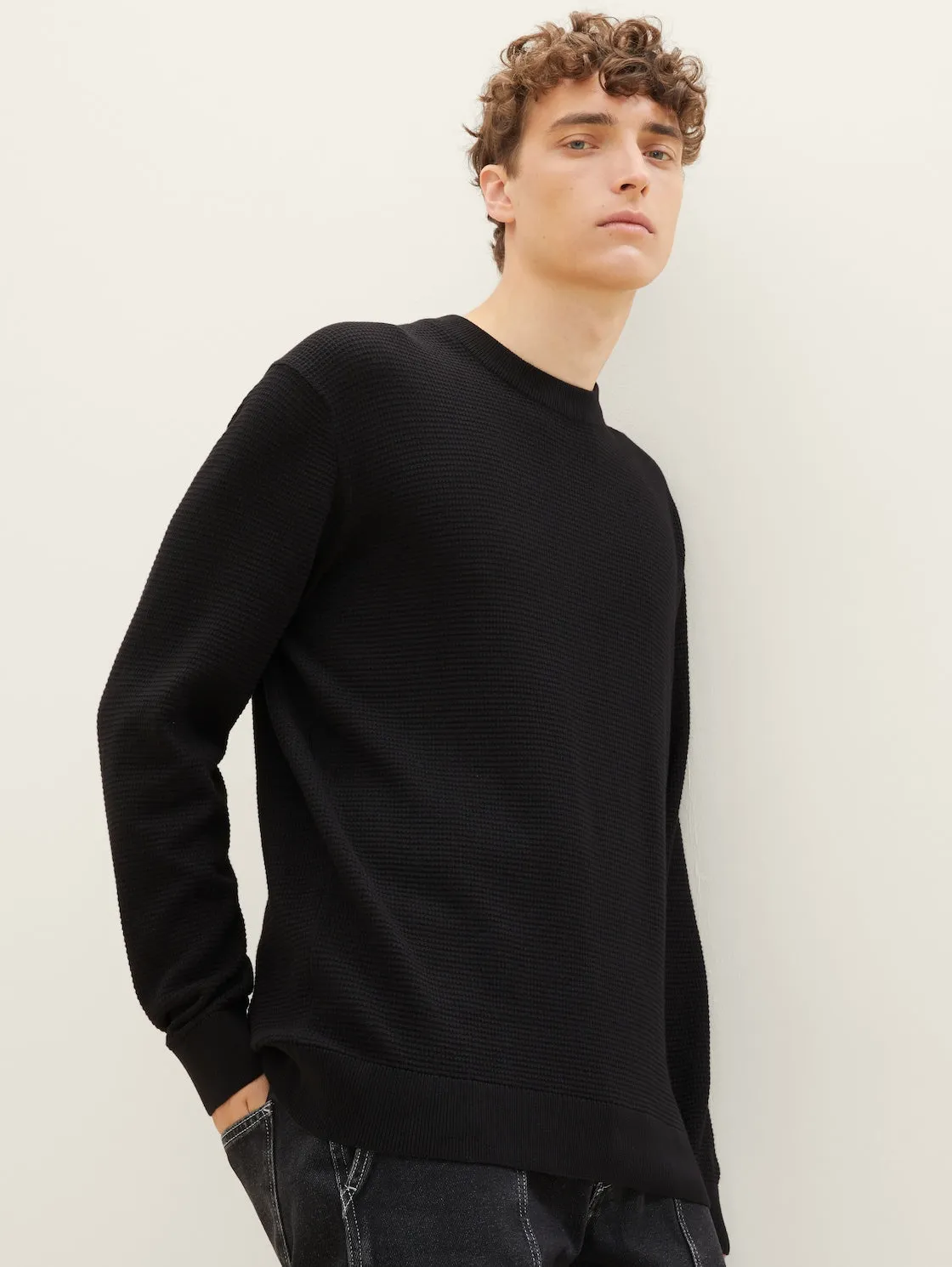 STRUCTURED BASIC KNIT