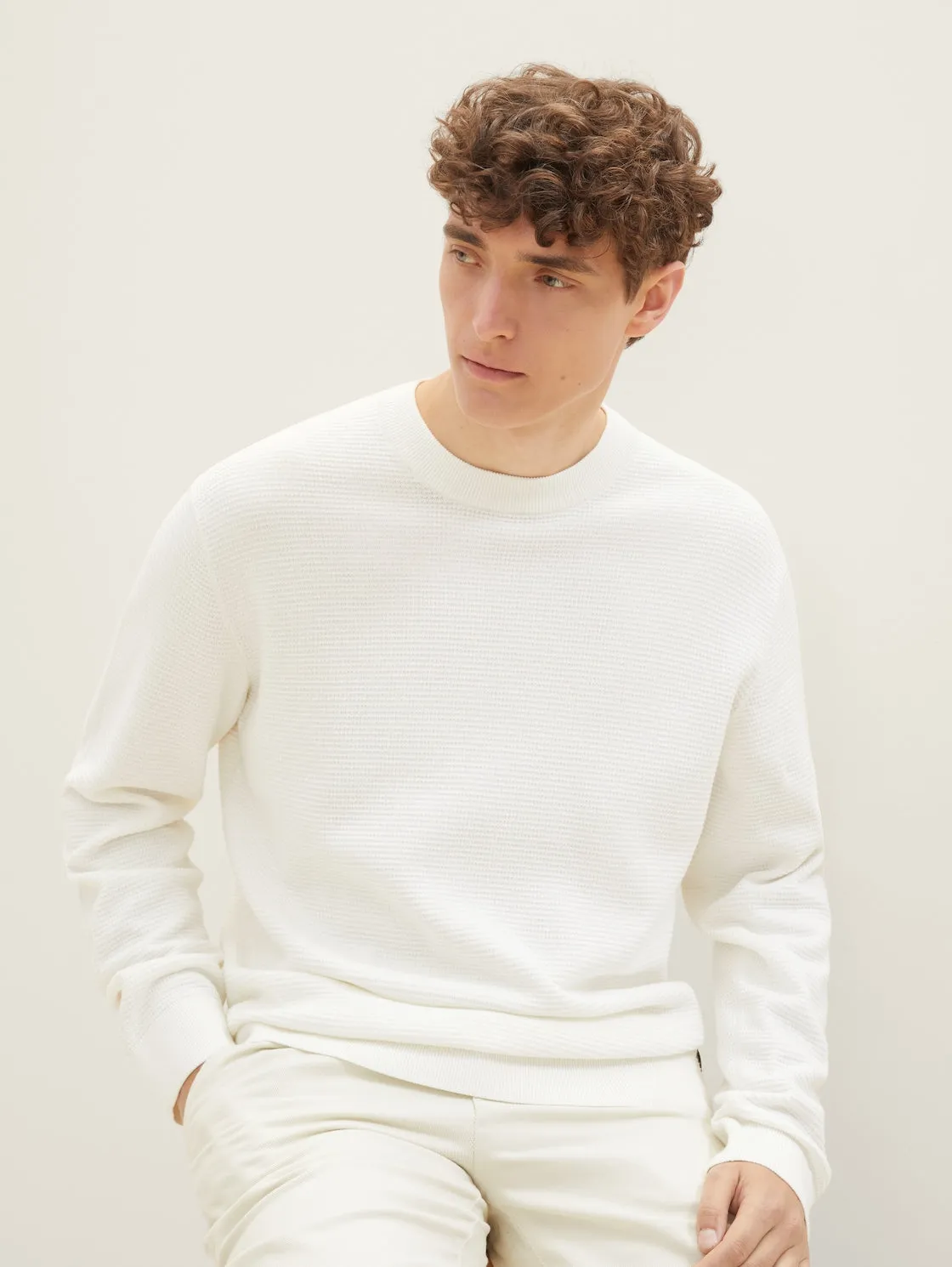 STRUCTURED BASIC KNIT