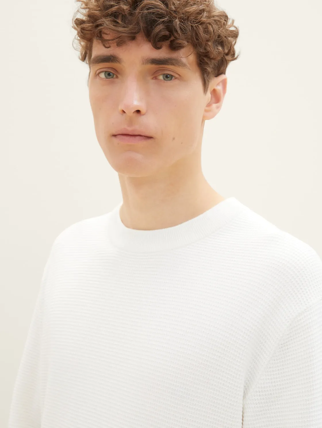 STRUCTURED BASIC KNIT