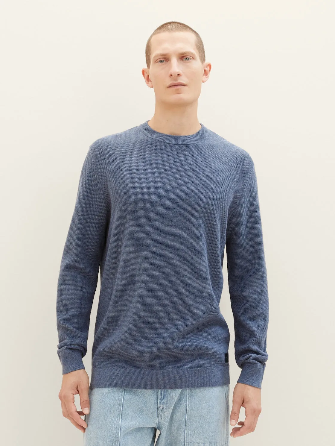 STRUCTURED CREWNECK KNIT
