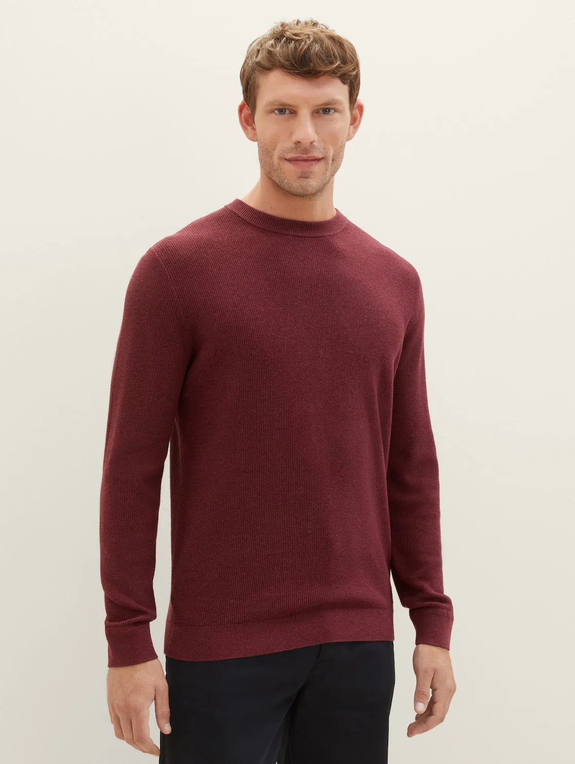 STRUCTURED CREWNECK KNIT
