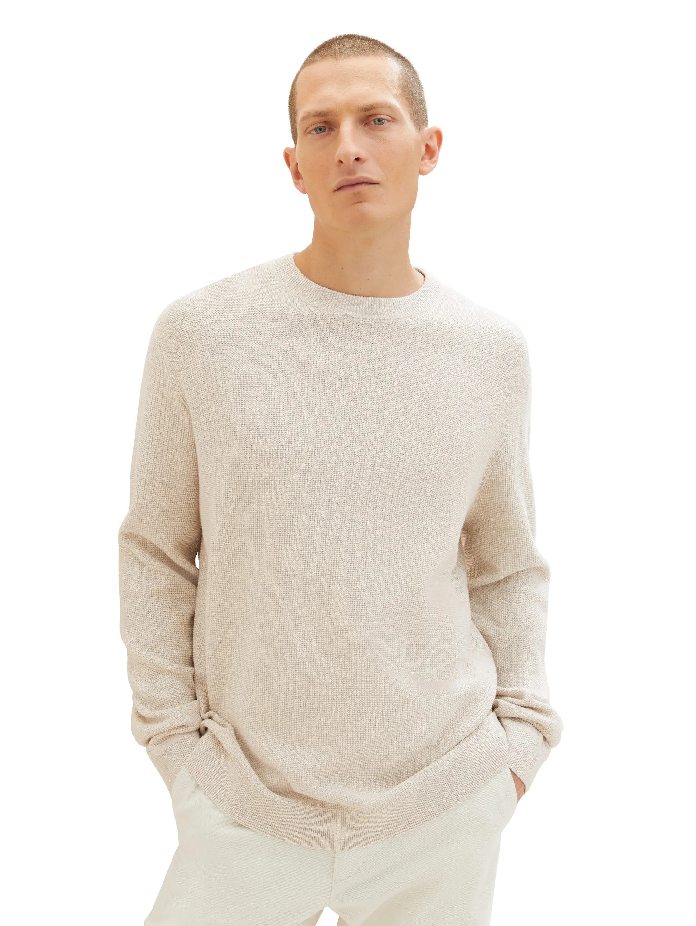 STRUCTURED CREWNECK KNIT