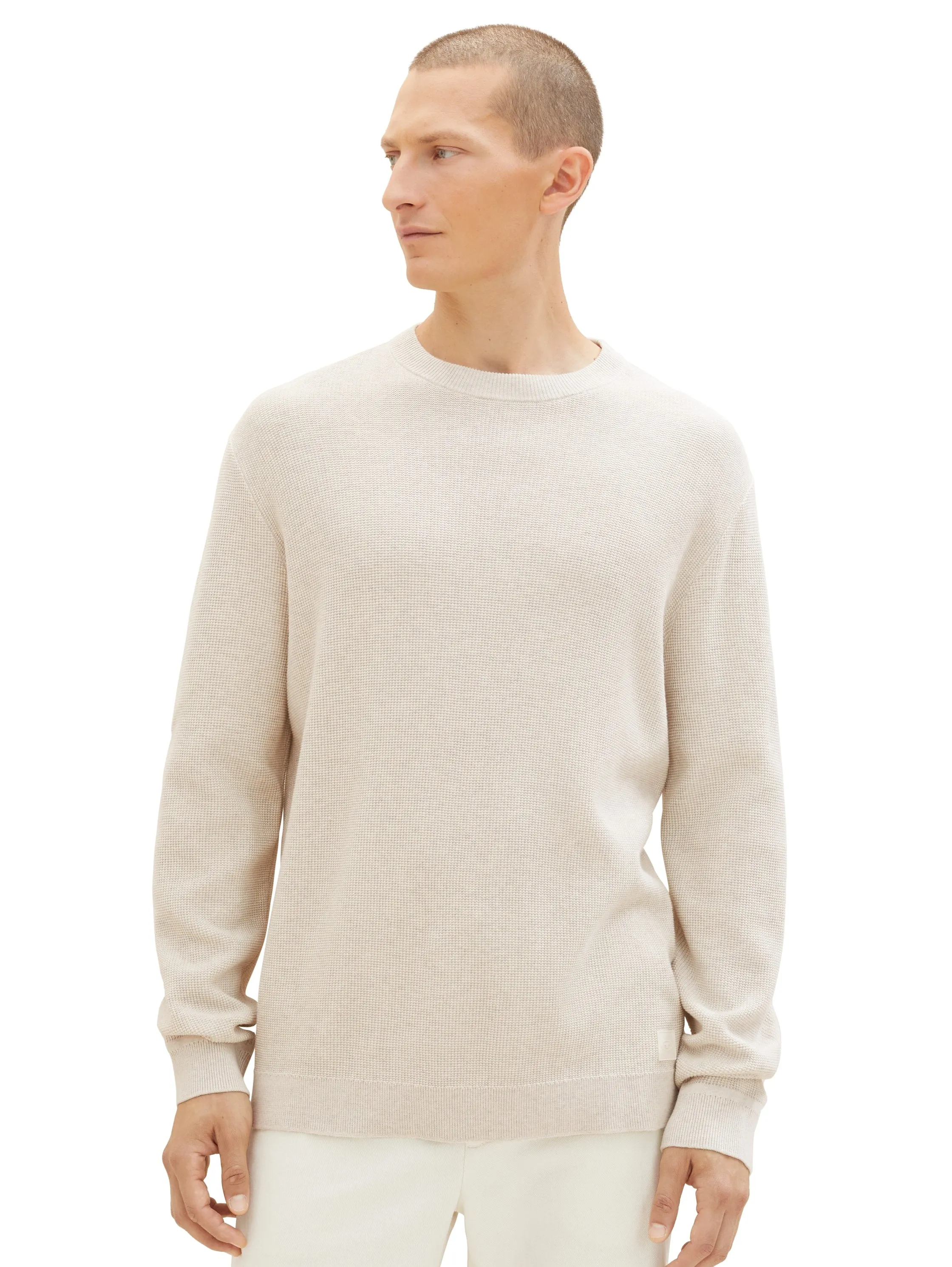 STRUCTURED CREWNECK KNIT