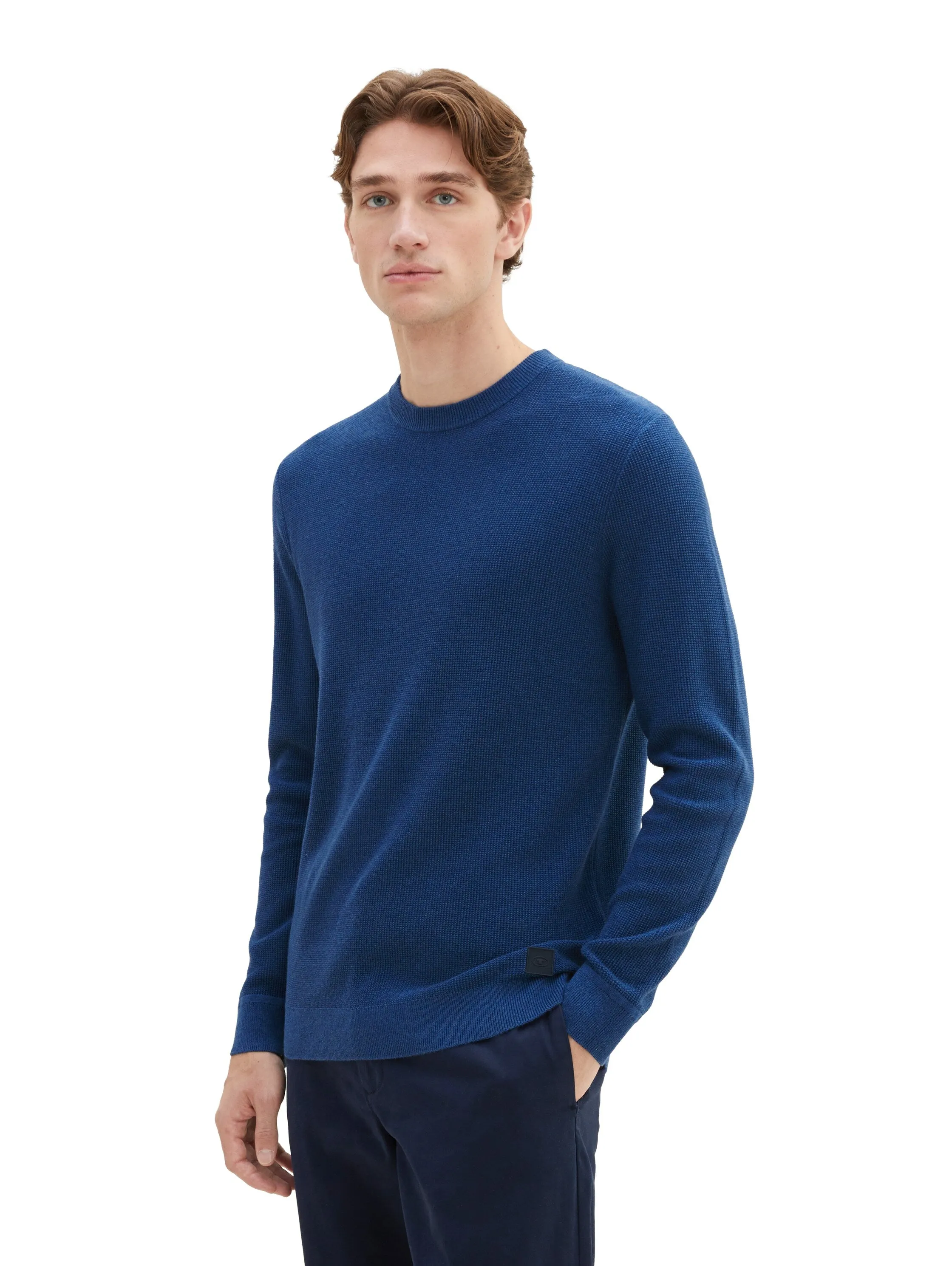 STRUCTURED CREWNECK KNIT