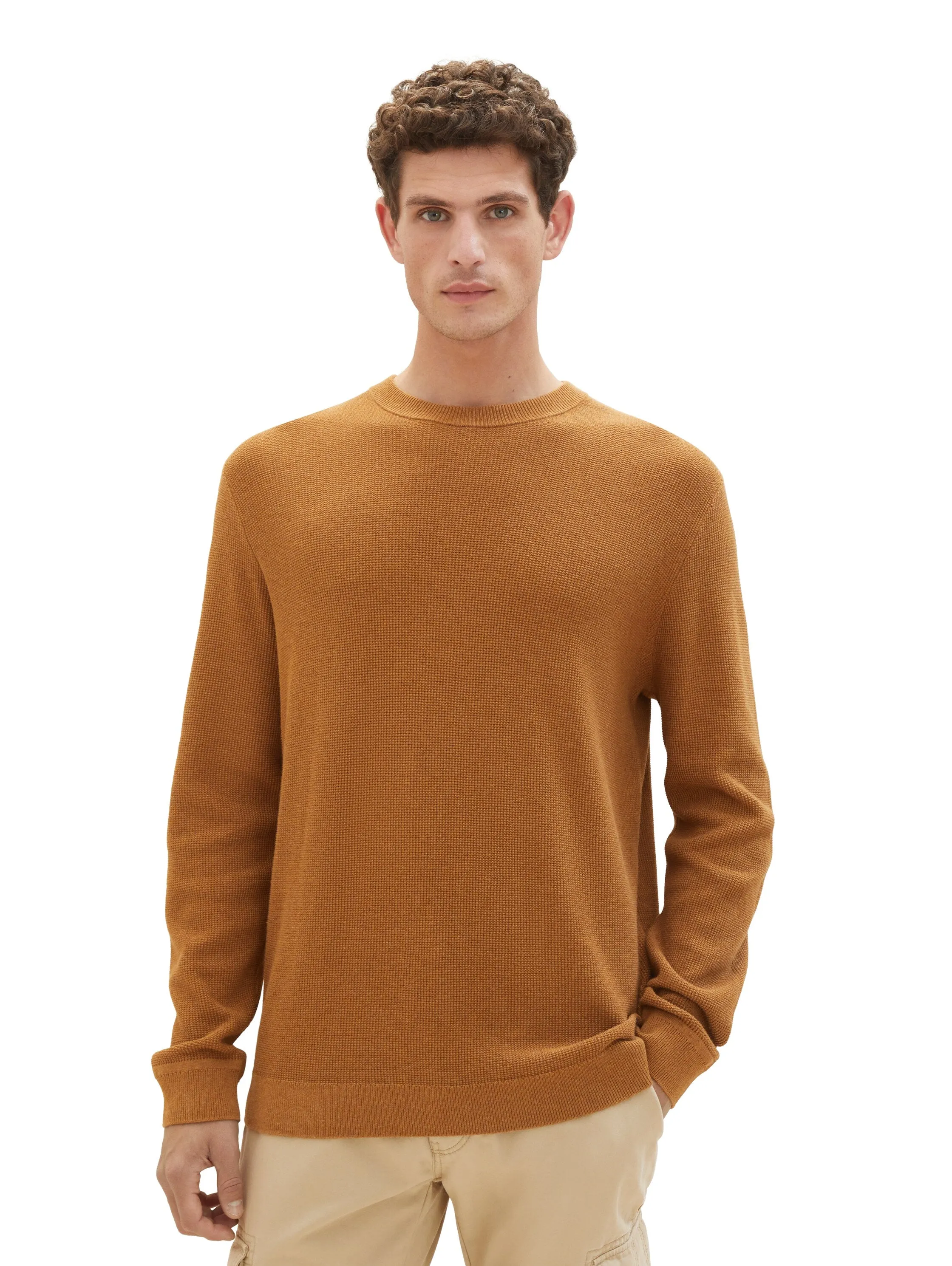 STRUCTURED CREWNECK KNIT