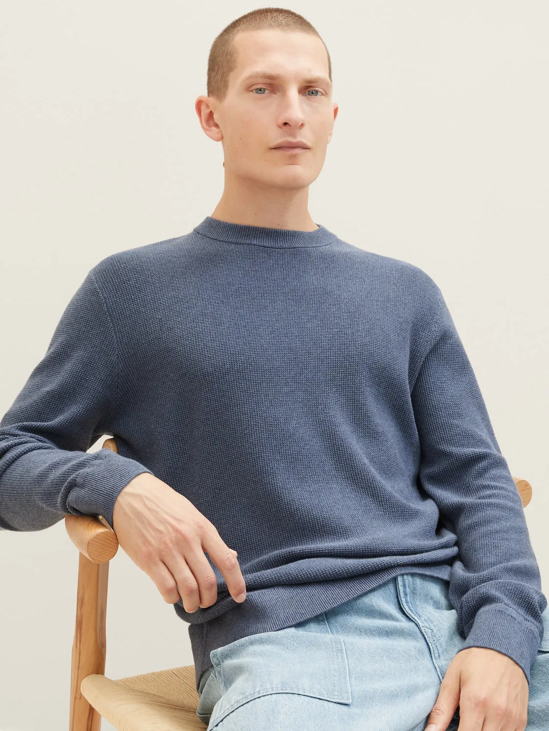 STRUCTURED CREWNECK KNIT