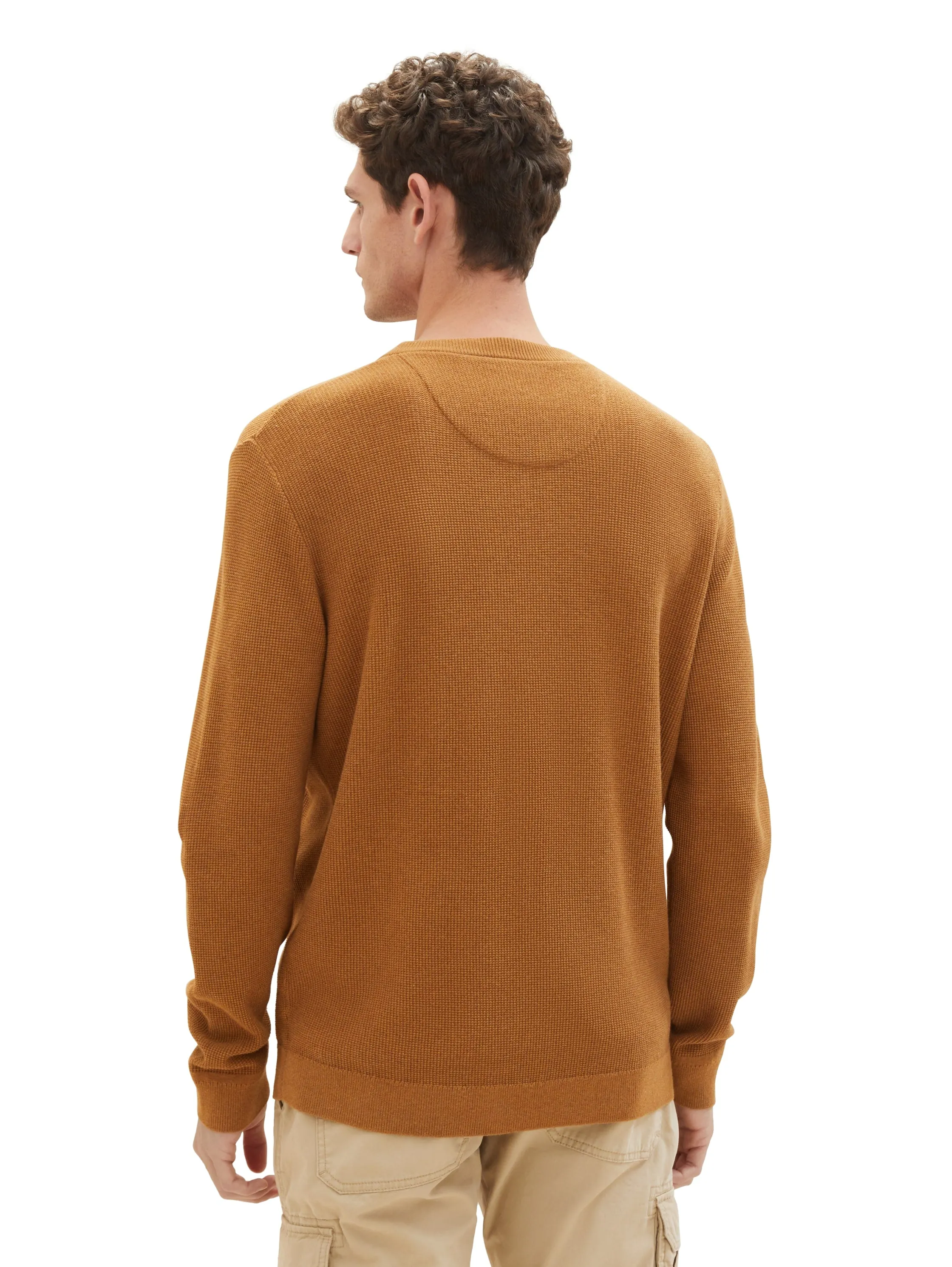 STRUCTURED CREWNECK KNIT