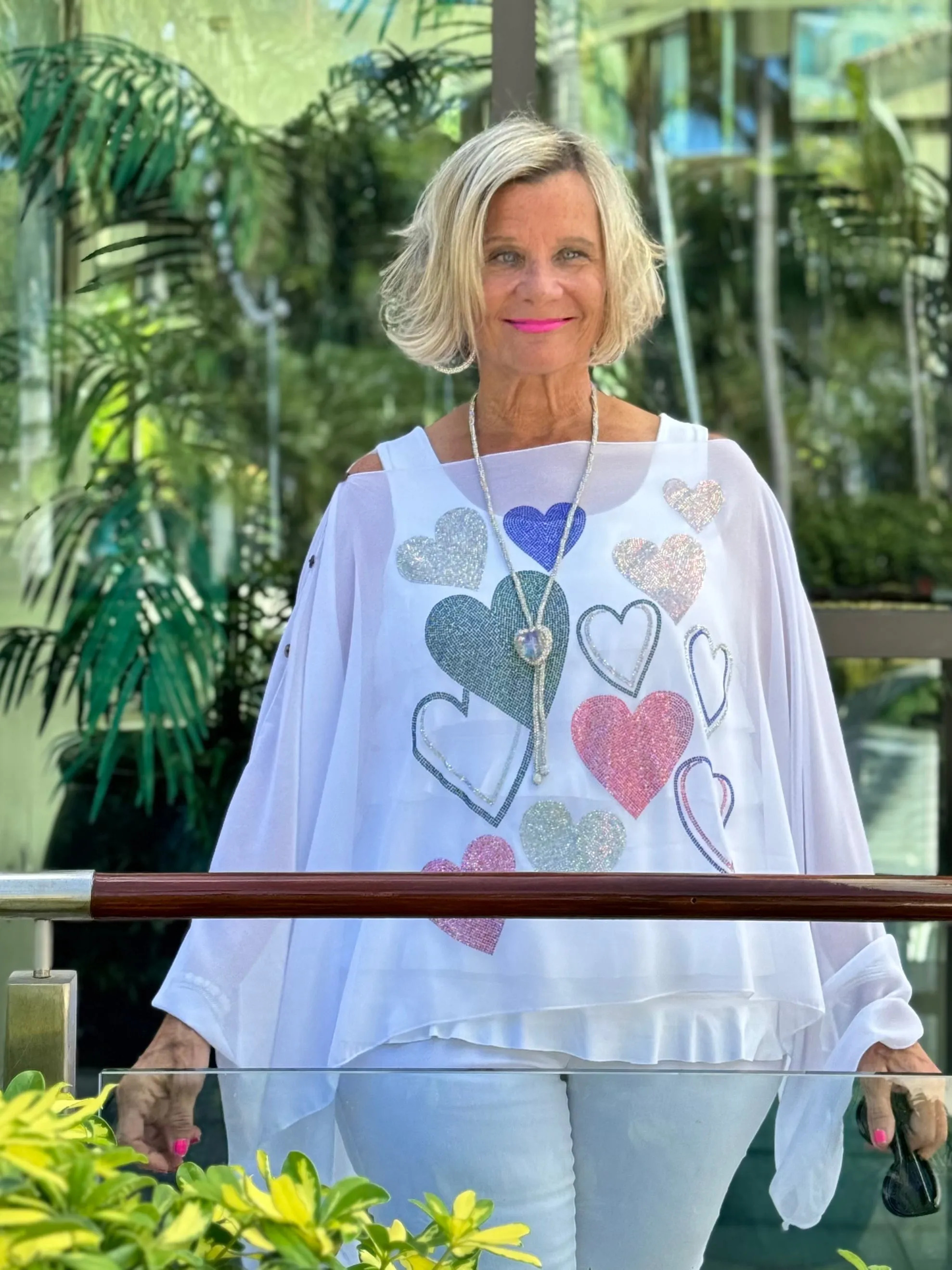 SWAROVSKI CRYSTAL WHITE HEART TOP