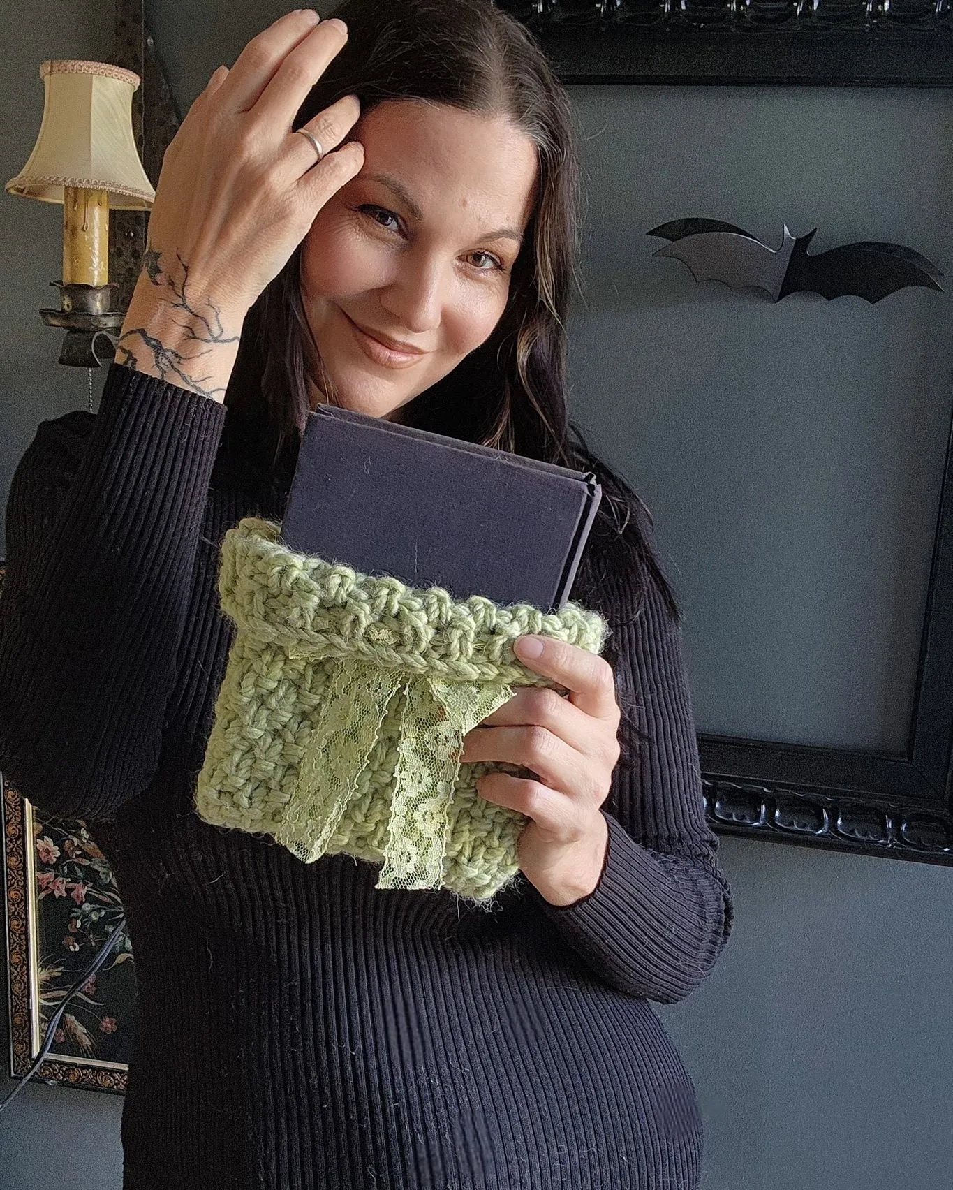 The Psion Apple Hand Knit Book Pouch or Cover in Chunky Pale Green Yarn