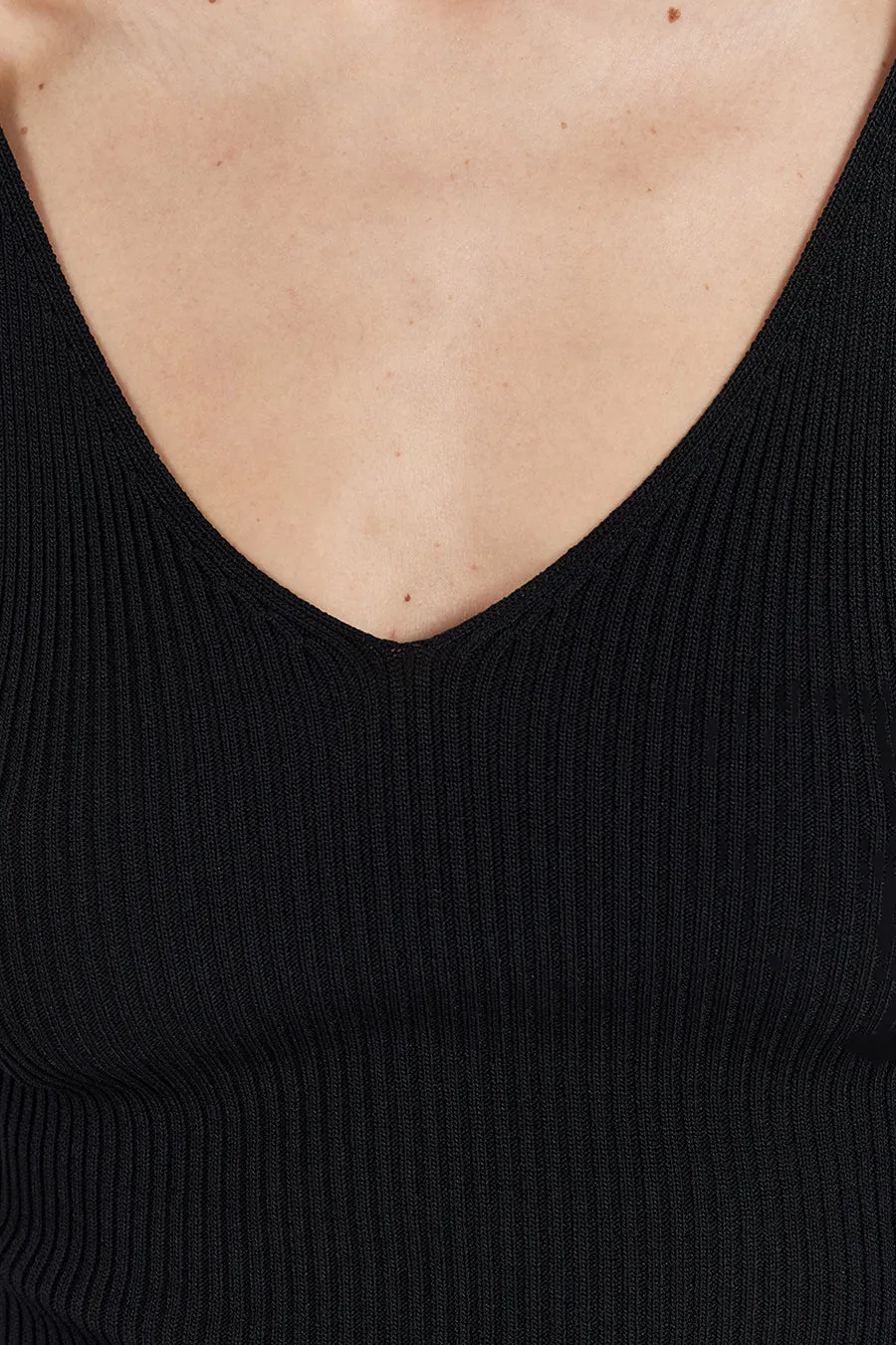 TORI BLACK KNIT TOP
