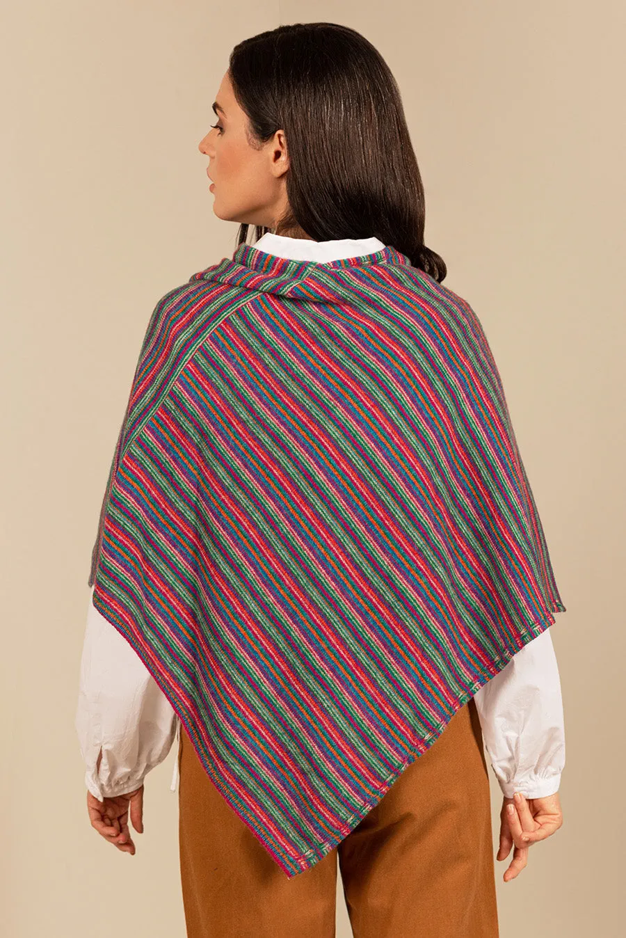Uneven Poncho Baby Alpaca Color Arena