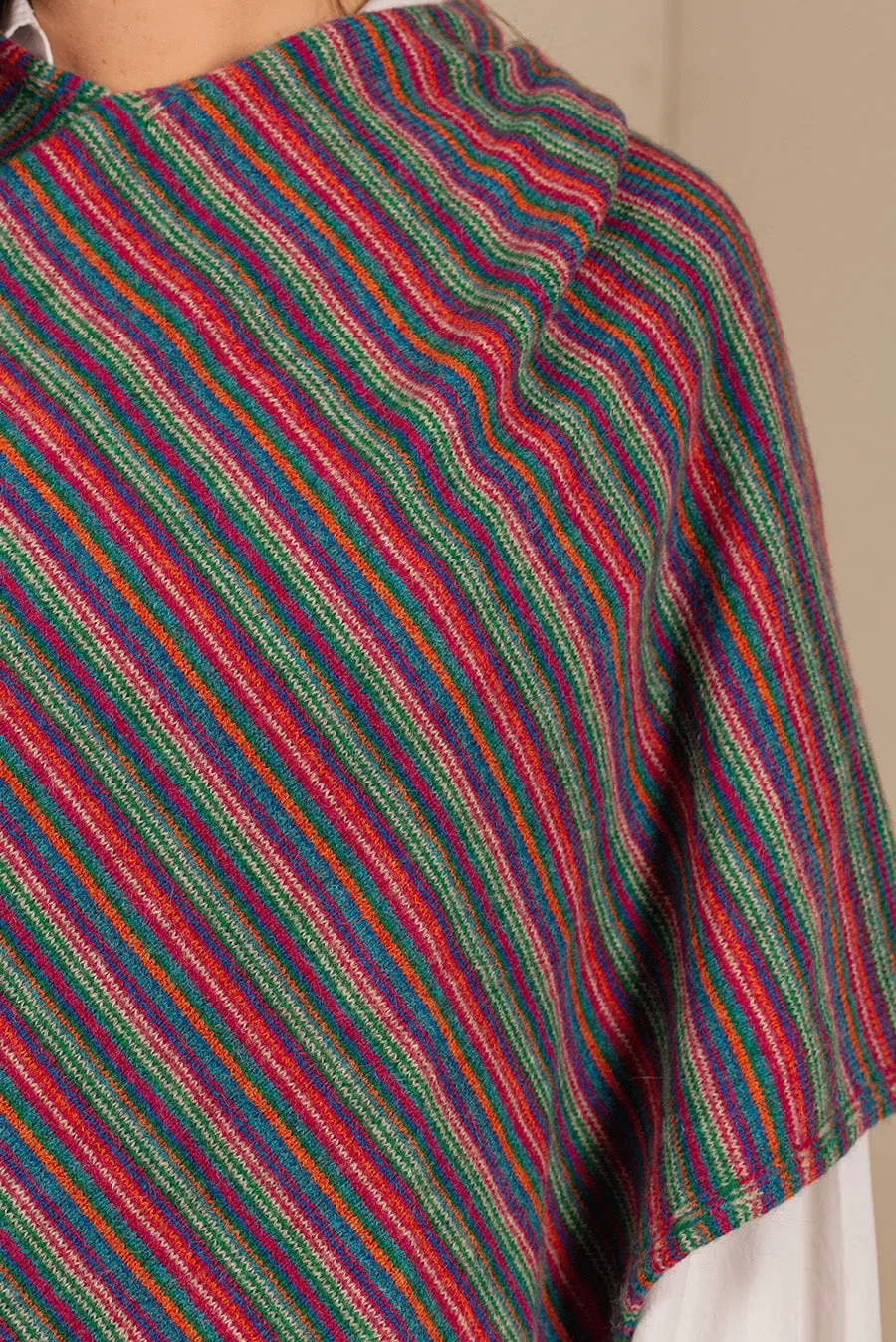 Uneven Poncho Baby Alpaca Color Arena