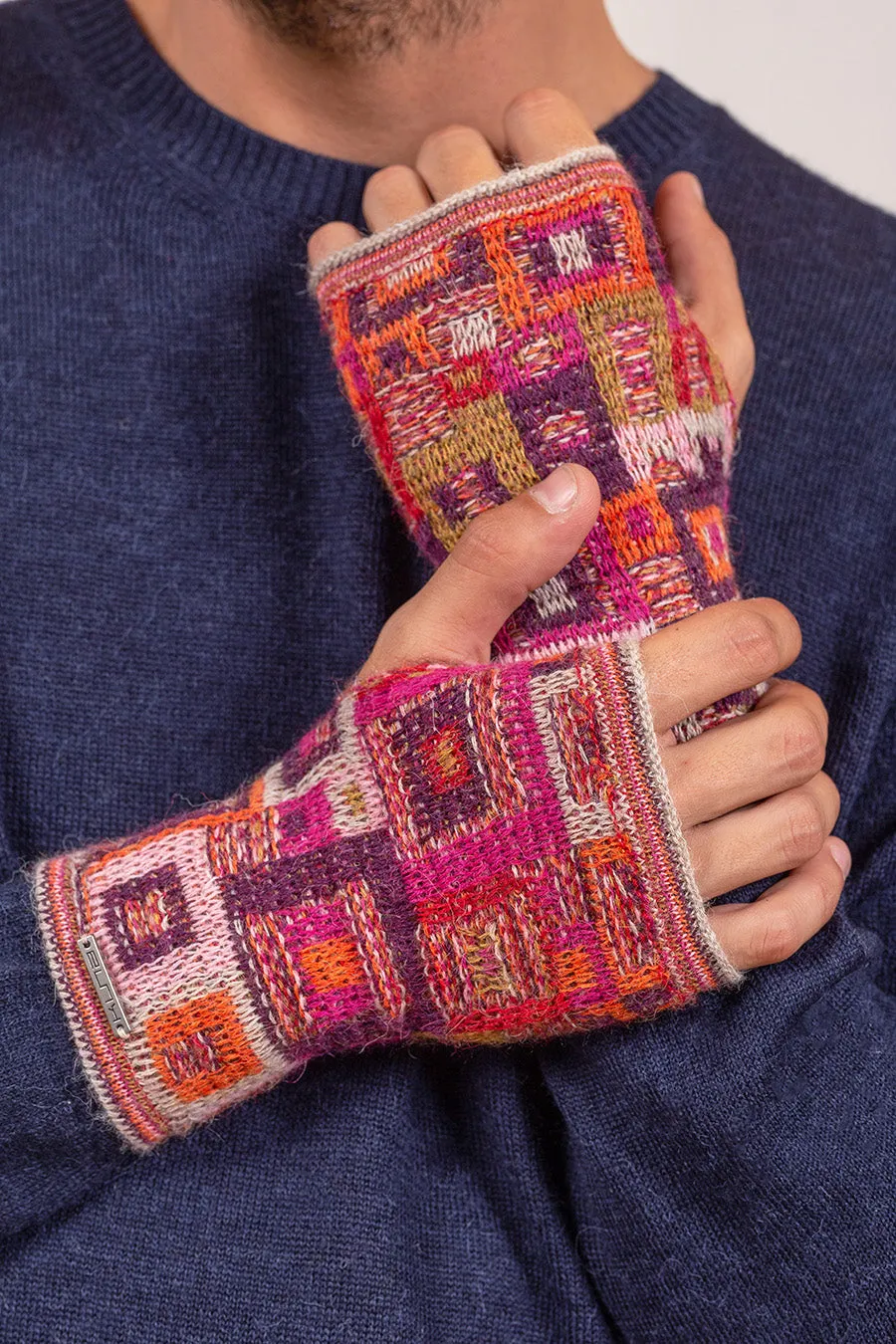 Vivaldi Gloves Baby Alpaca Color Vendimia