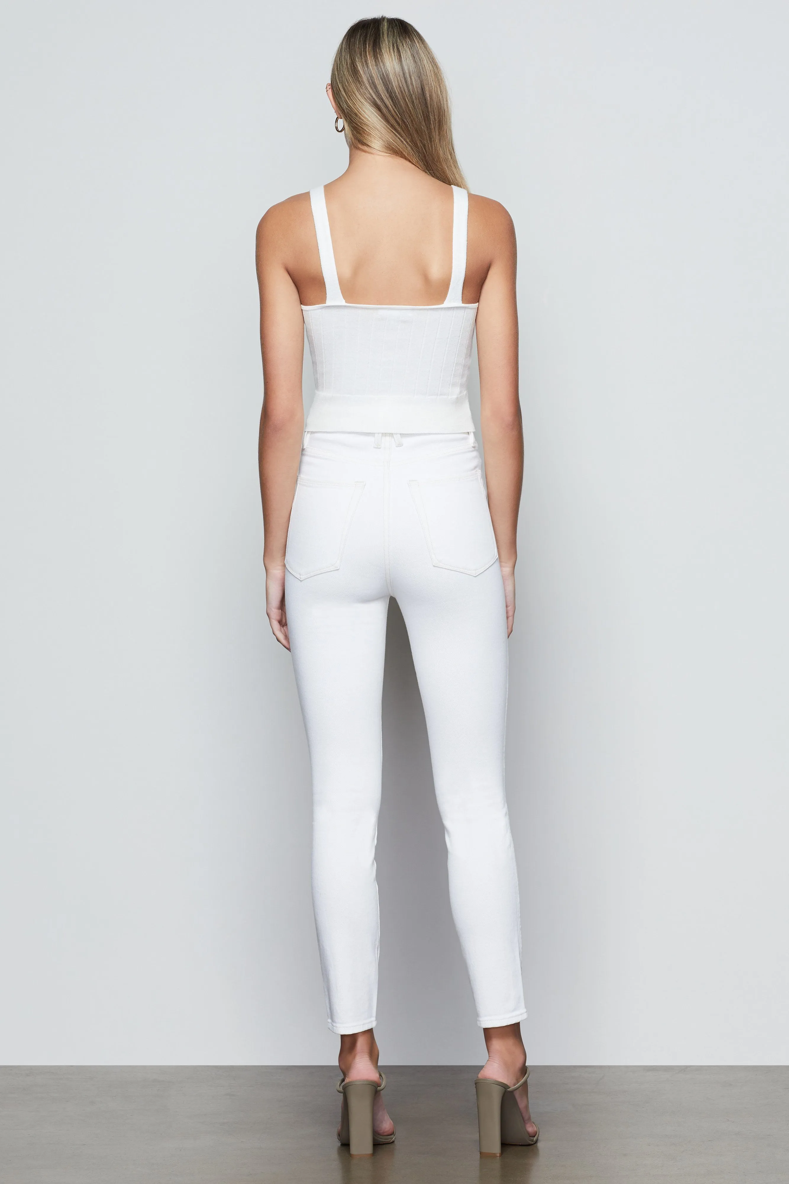 WIDE RIB CROP TANK | POWDER001