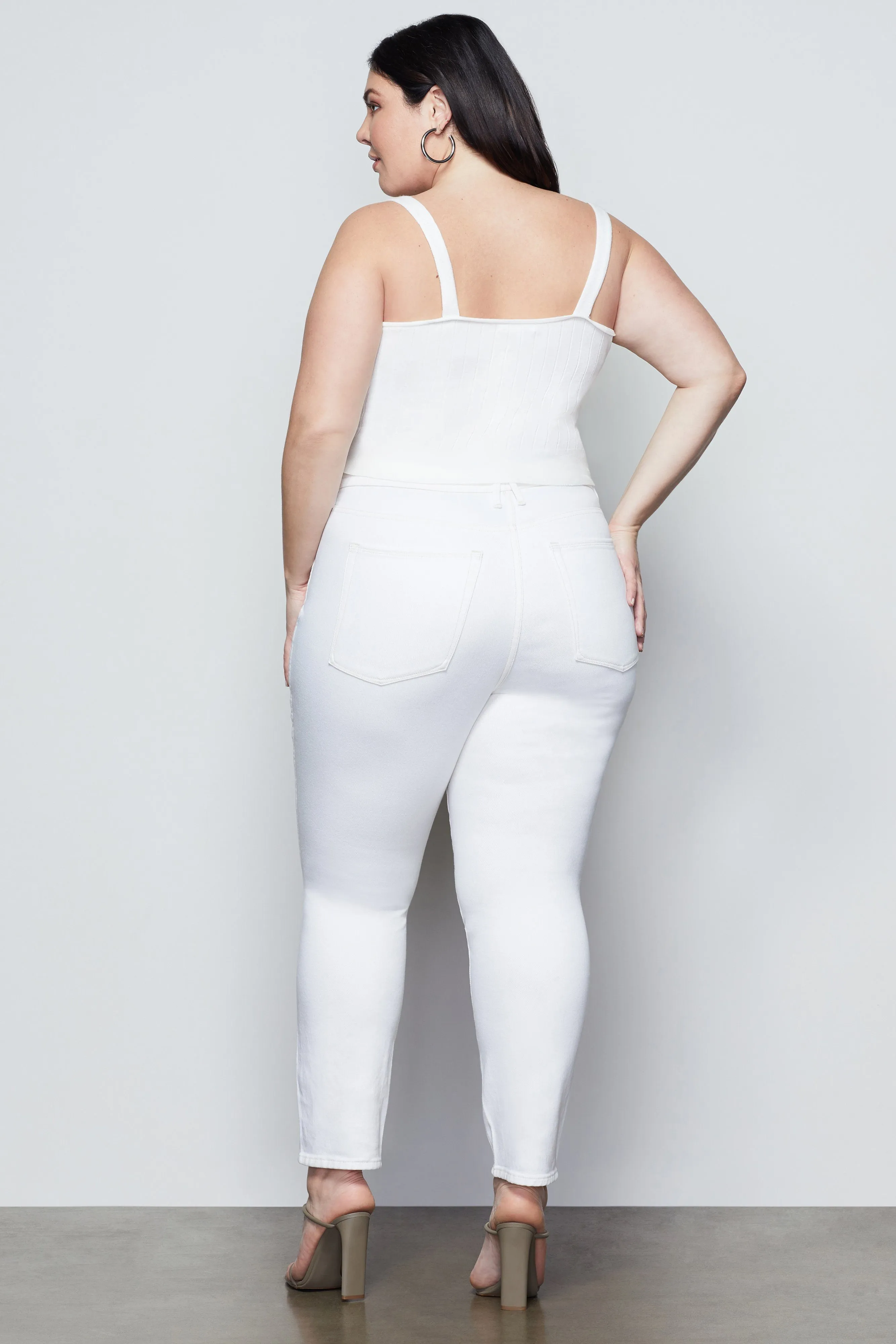 WIDE RIB CROP TANK | POWDER001