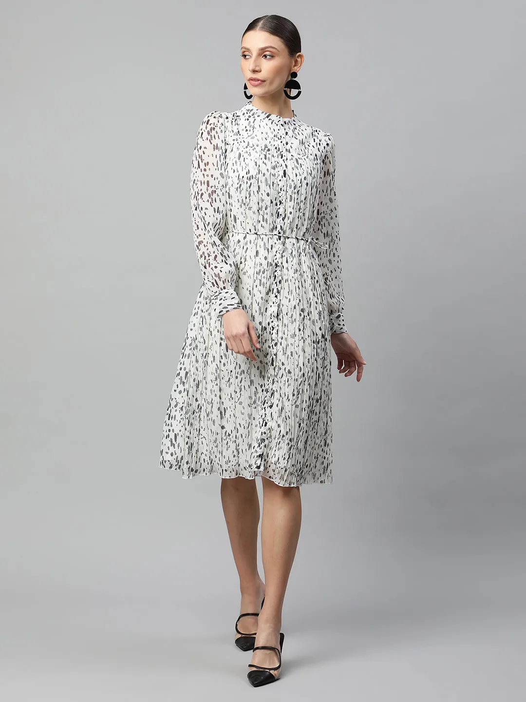 Women White Mandarin Collared Black Polka Dots Dress
